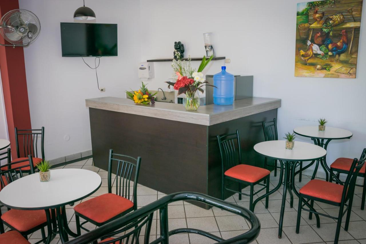 Centrika Hotel Tarapoto Buitenkant foto