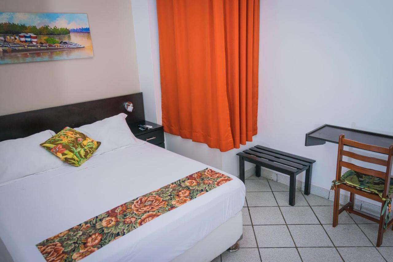 Centrika Hotel Tarapoto Buitenkant foto