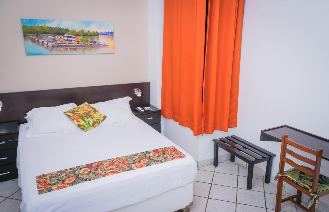 Centrika Hotel Tarapoto Buitenkant foto