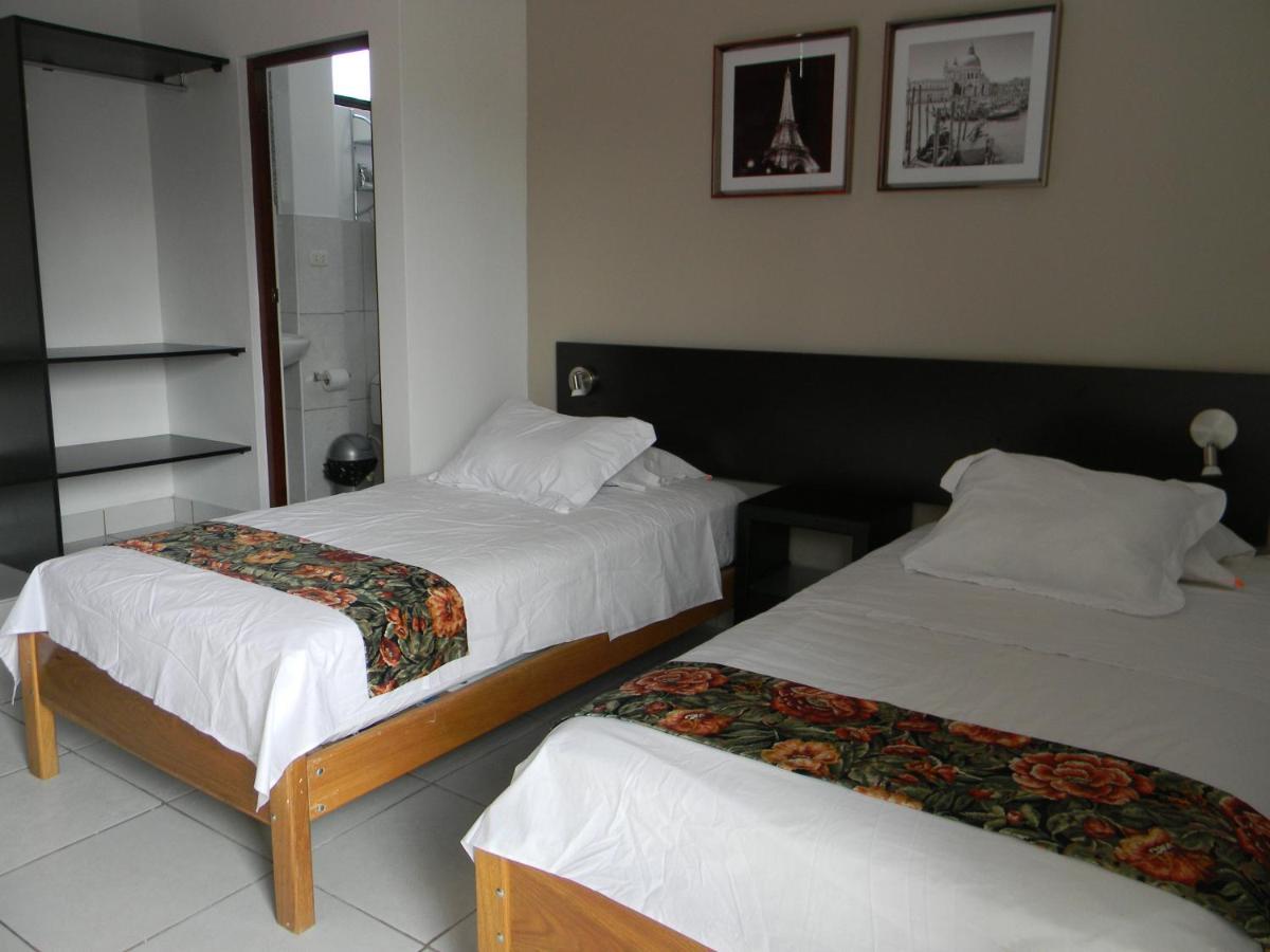 Centrika Hotel Tarapoto Buitenkant foto