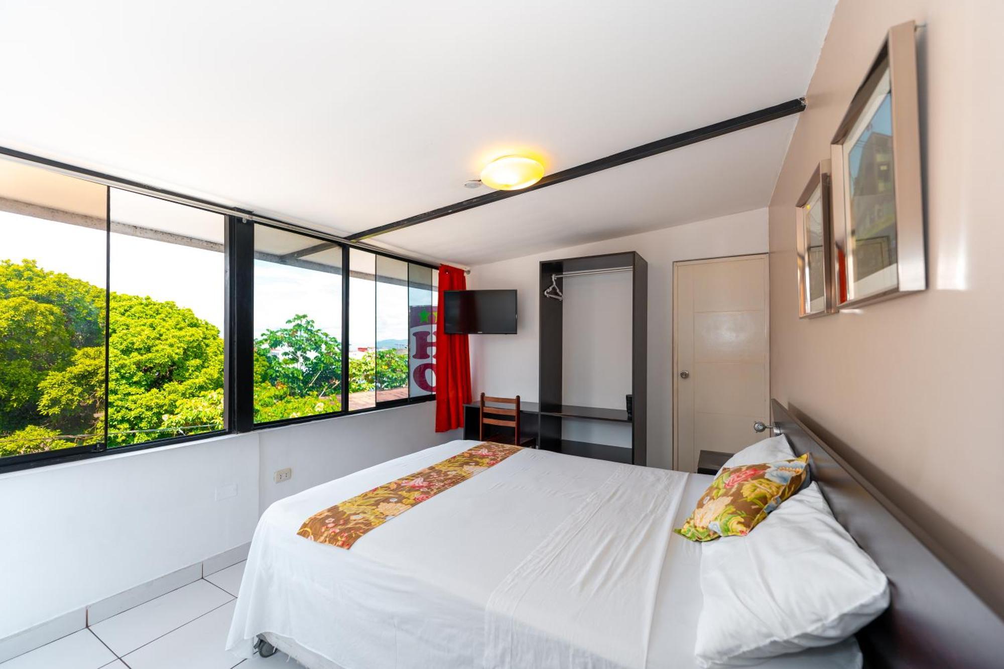 Centrika Hotel Tarapoto Buitenkant foto