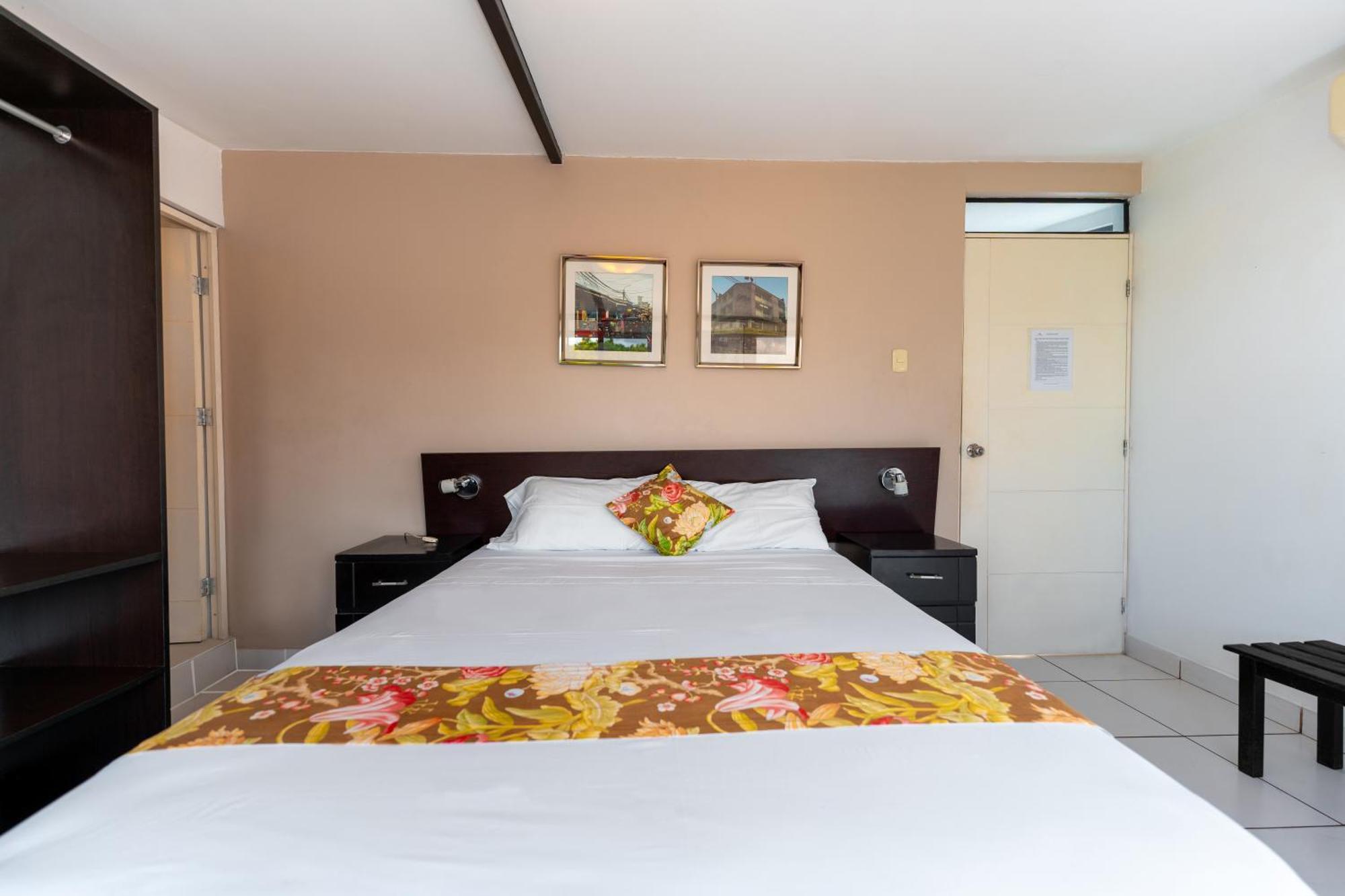 Centrika Hotel Tarapoto Buitenkant foto